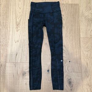 Lululemon Athletica Black Camouflage Leggings